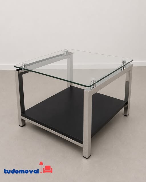 Mesa de centro em estrutura metálica produzida sob medida